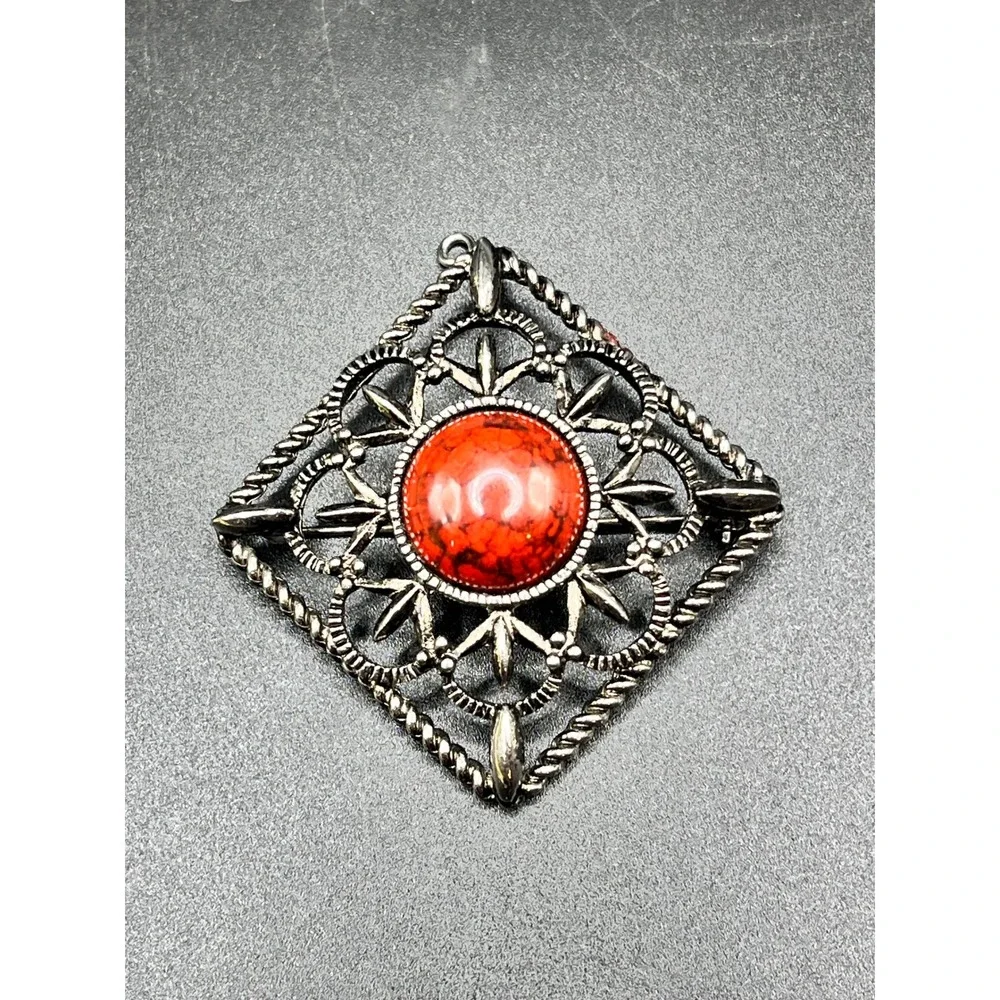 Signed Sarah Coventry Silver Tone Red Stone Southwestern Pendant Brooch Desert‎